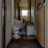 玄関から見た通路の袋