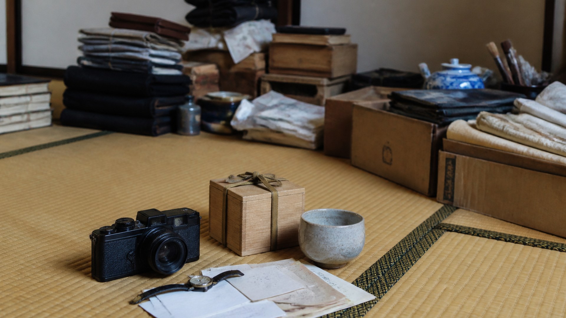 買取候補を分けて置いた小さな品